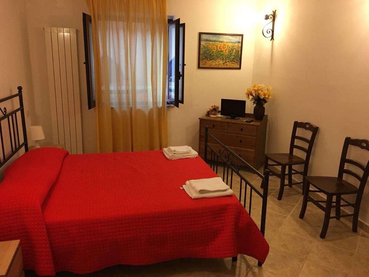 Azienda Vitivinicola Sergio Del Casale วาสโต ภายนอก รูปภาพ